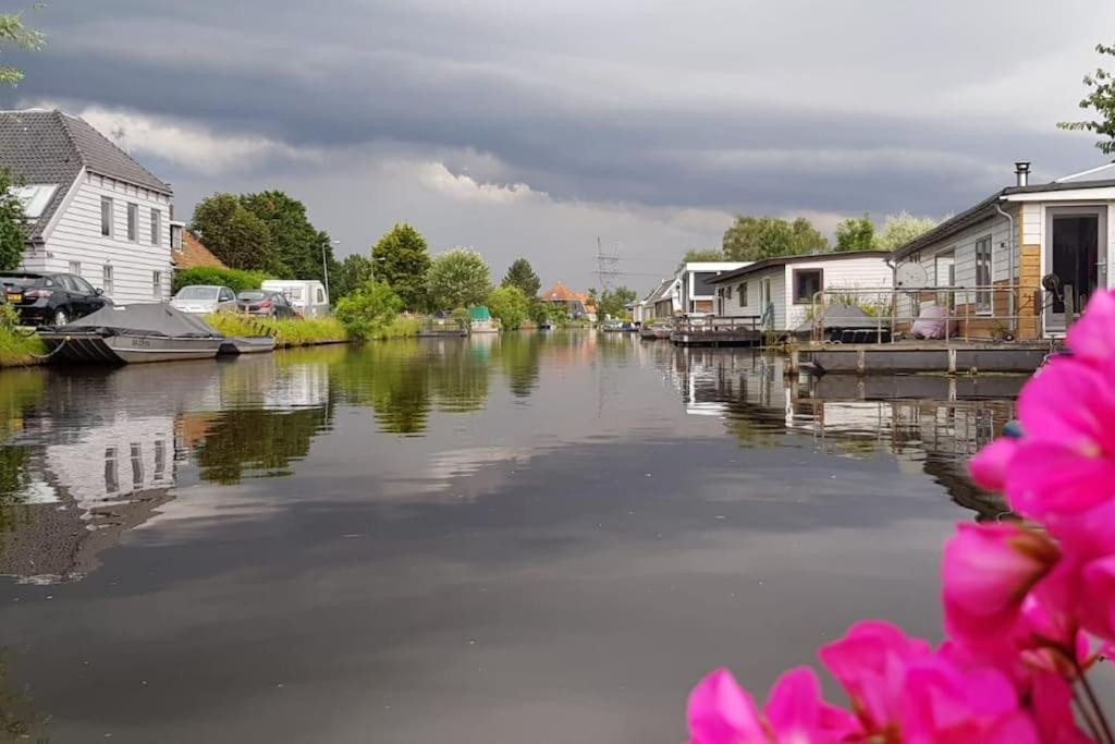 Out Of Amsterdam, River Apartment Close To City Broek in Waterland Exterior foto